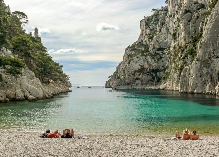 Calanque de l'Escu : accès, secrets et citerne
