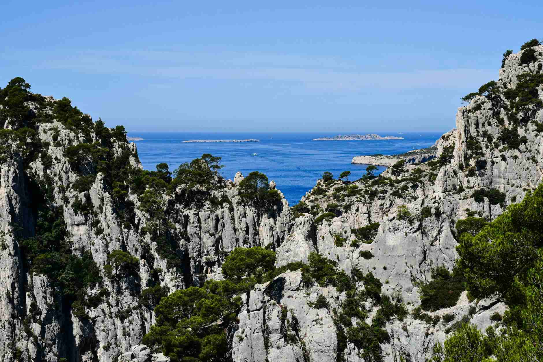 Randonnée calanque envau : itinéraire et conseils pour 2026